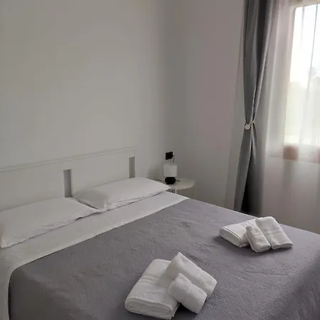 Alloggio in famiglia Villa Rita Apartament & Rooms *
