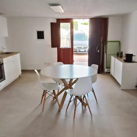 Alloggio in famiglia Villa Rita Apartament & Rooms *